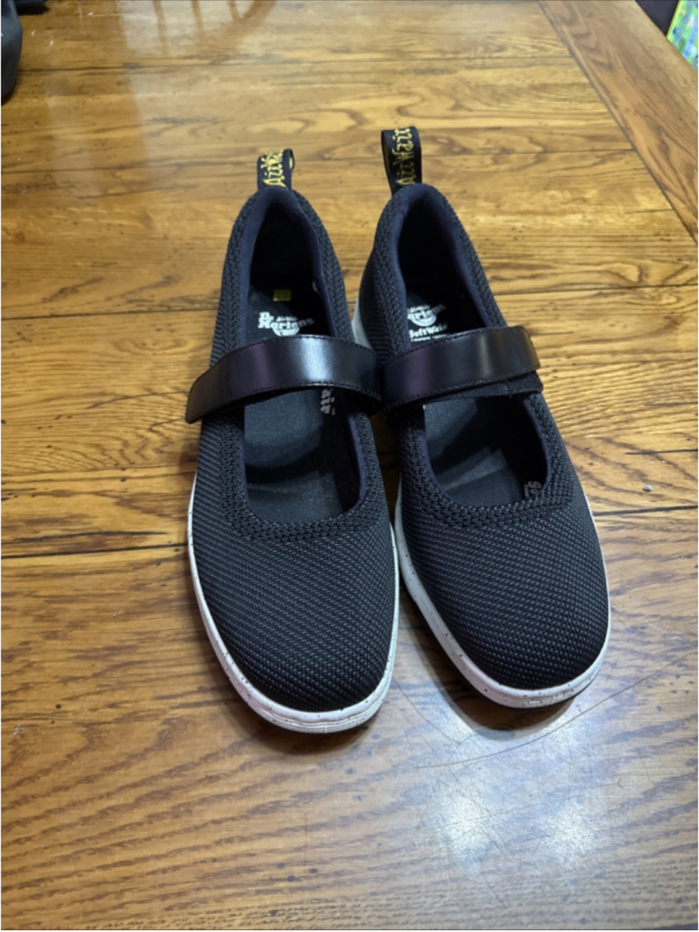 Dr. Doc Martens Sneakers Women's 9 - Picture 2 of 9